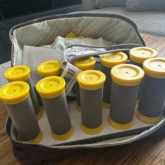 Drybar hot curlers - Picture 1 of 3